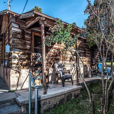 Apache Village Cabinette 13, Queen Bed, Midtown, Sleeps 2 Ruidoso Extérieur photo