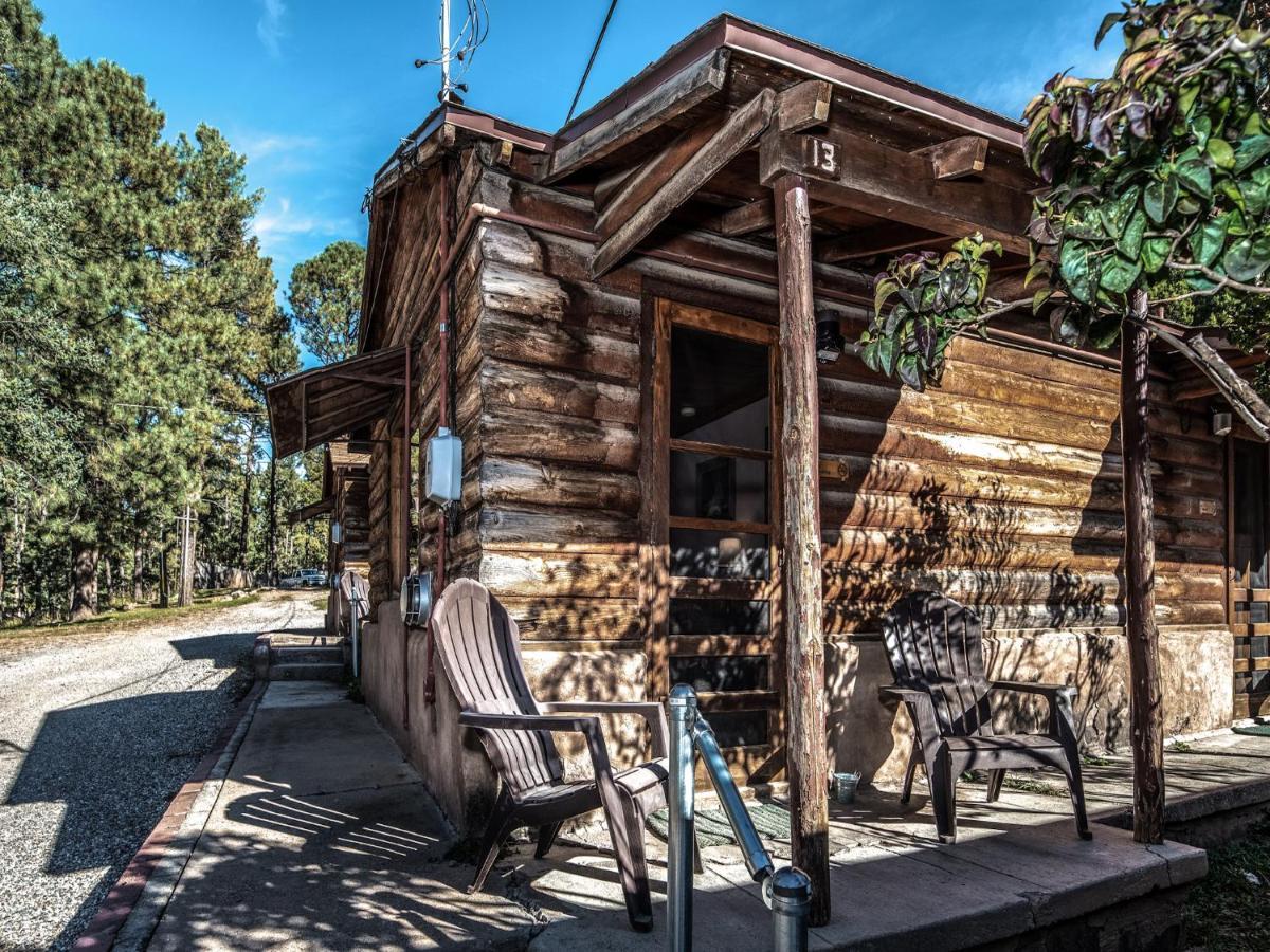 Apache Village Cabinette 13, Queen Bed, Midtown, Sleeps 2 Ruidoso Extérieur photo